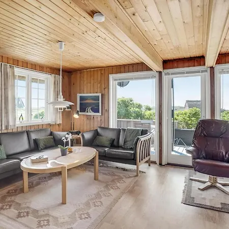 3 Bedroom Amazing In Fano