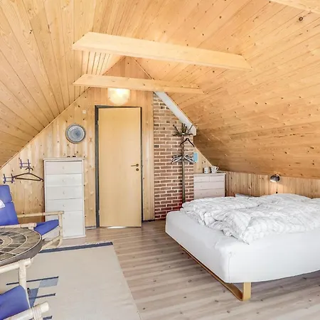 3 Bedroom Amazing In Fano *